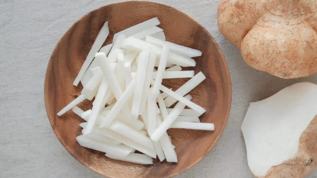 How to serve jicama to your pup safely 6 Can Dogs Eat Jicama How to serve jicama to your pup safely?