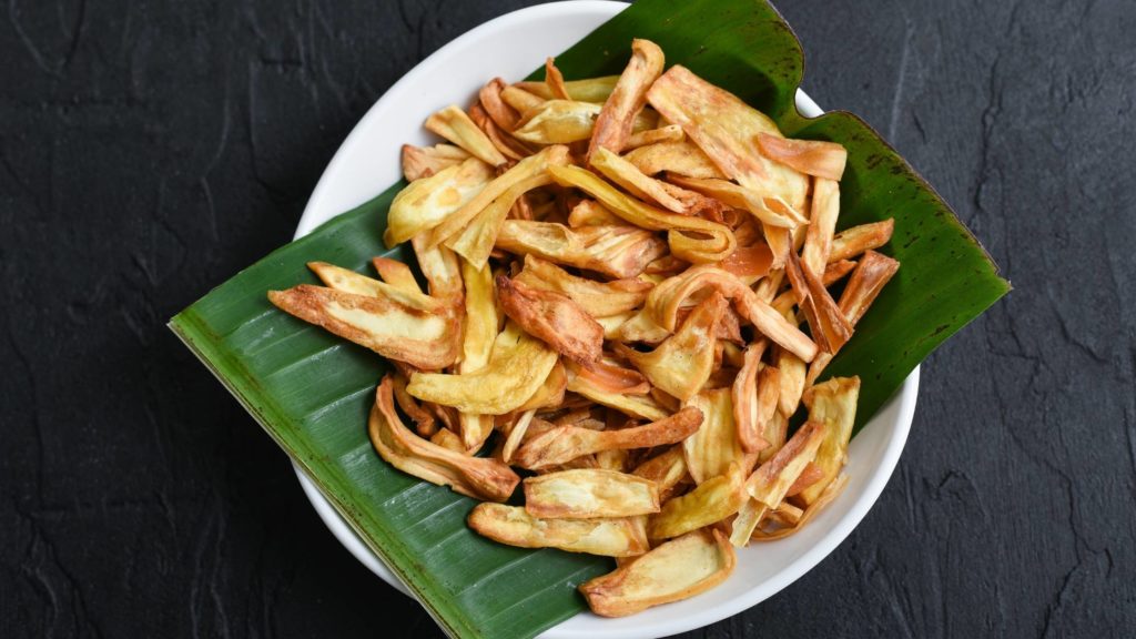 Can dogs eat jackfruit chips?